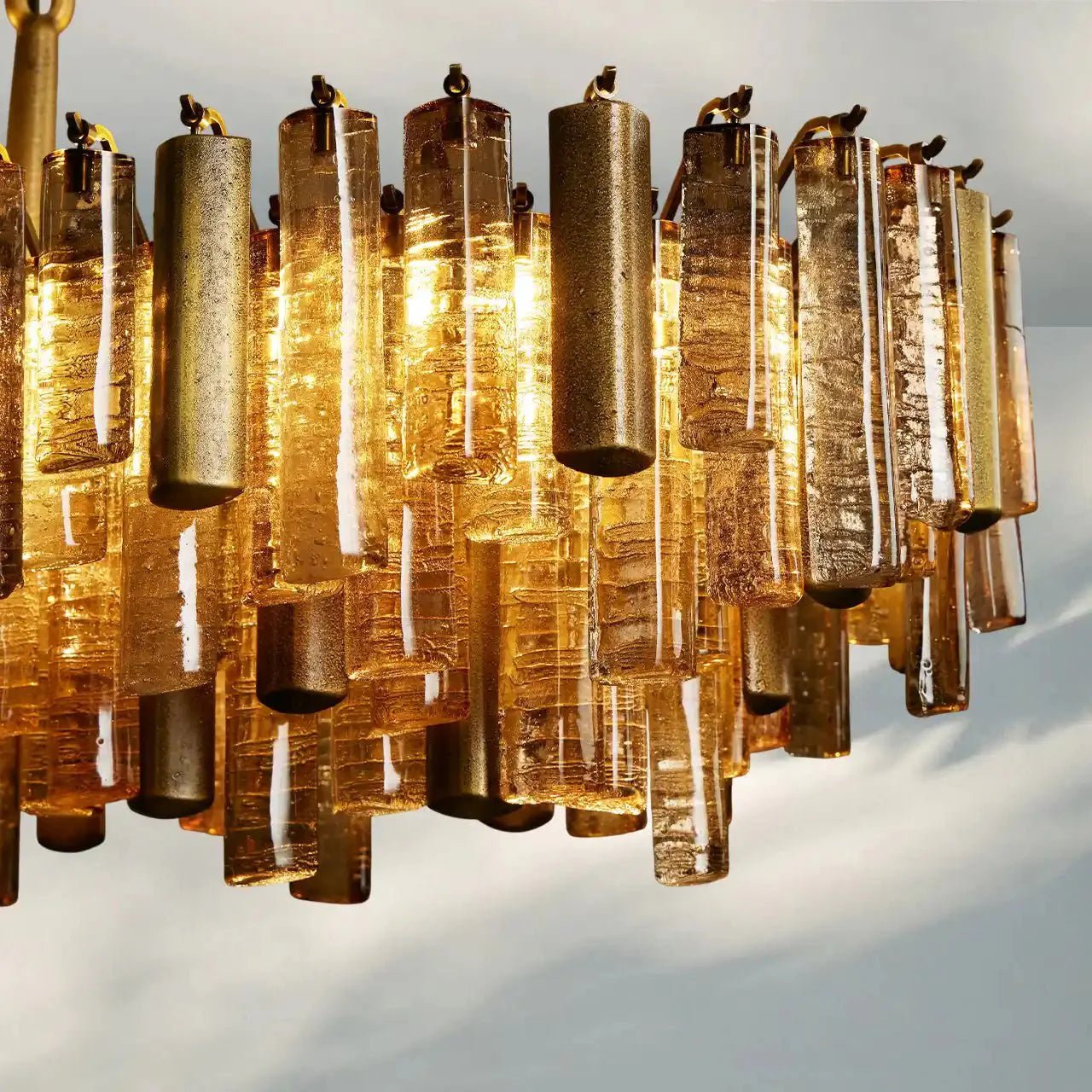 Neve Linear Chandelier - GILDLAMPS