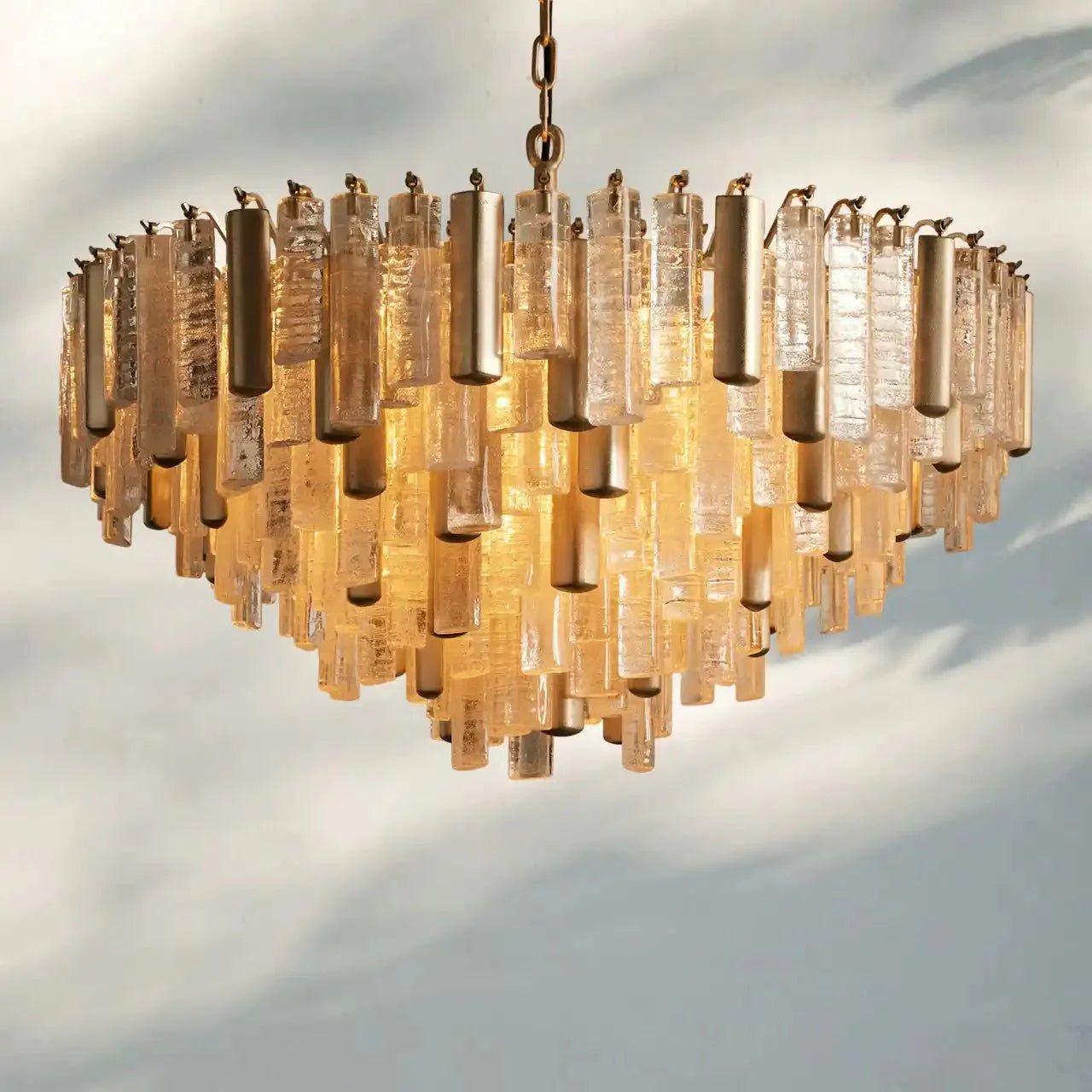 Neve Round Chandelier - GILDLAMPS