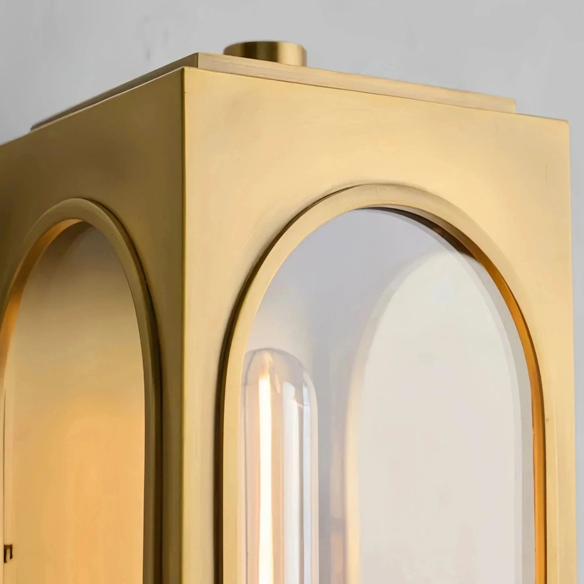 Palladian Outdoor Wall Sconce - GILDLAMPS