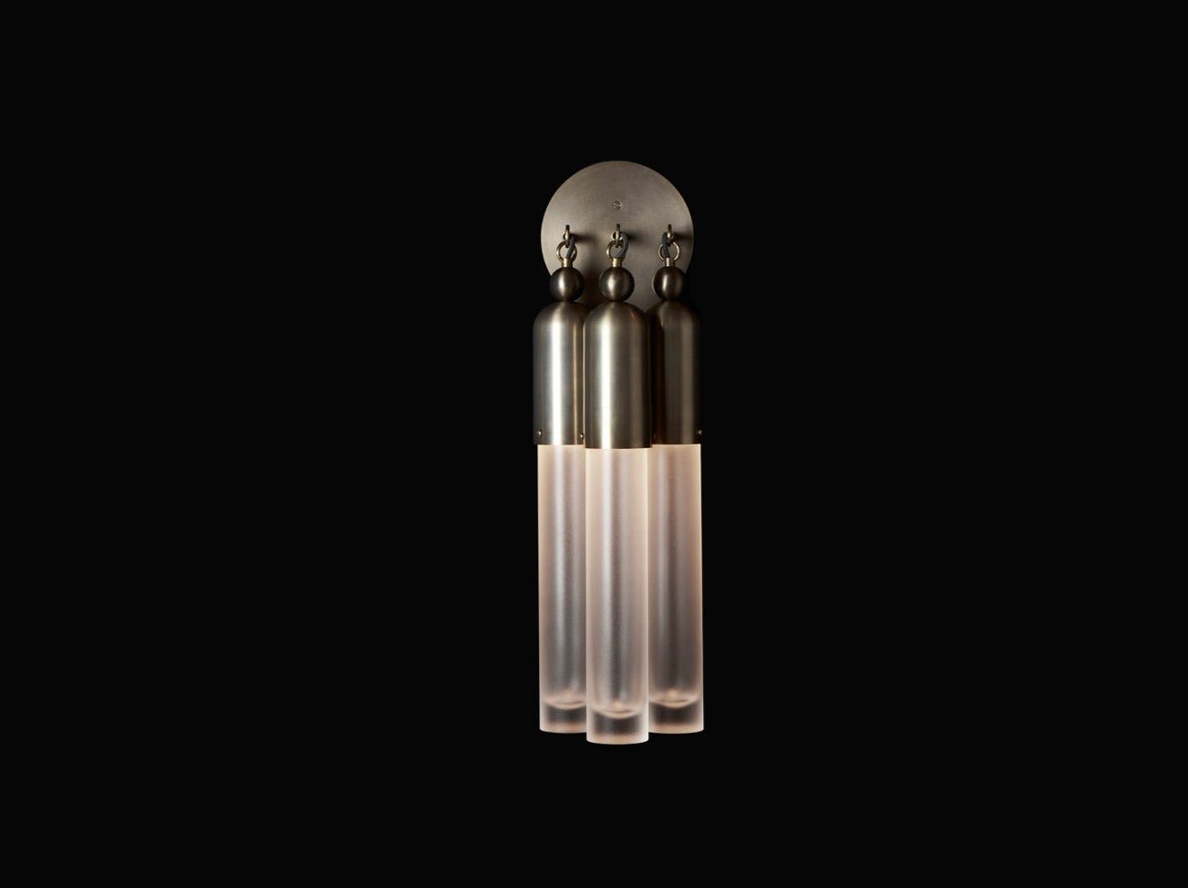 PATUS TASSEL 3 SCONCE H24" x W7" x D5" - GILDLAMPS