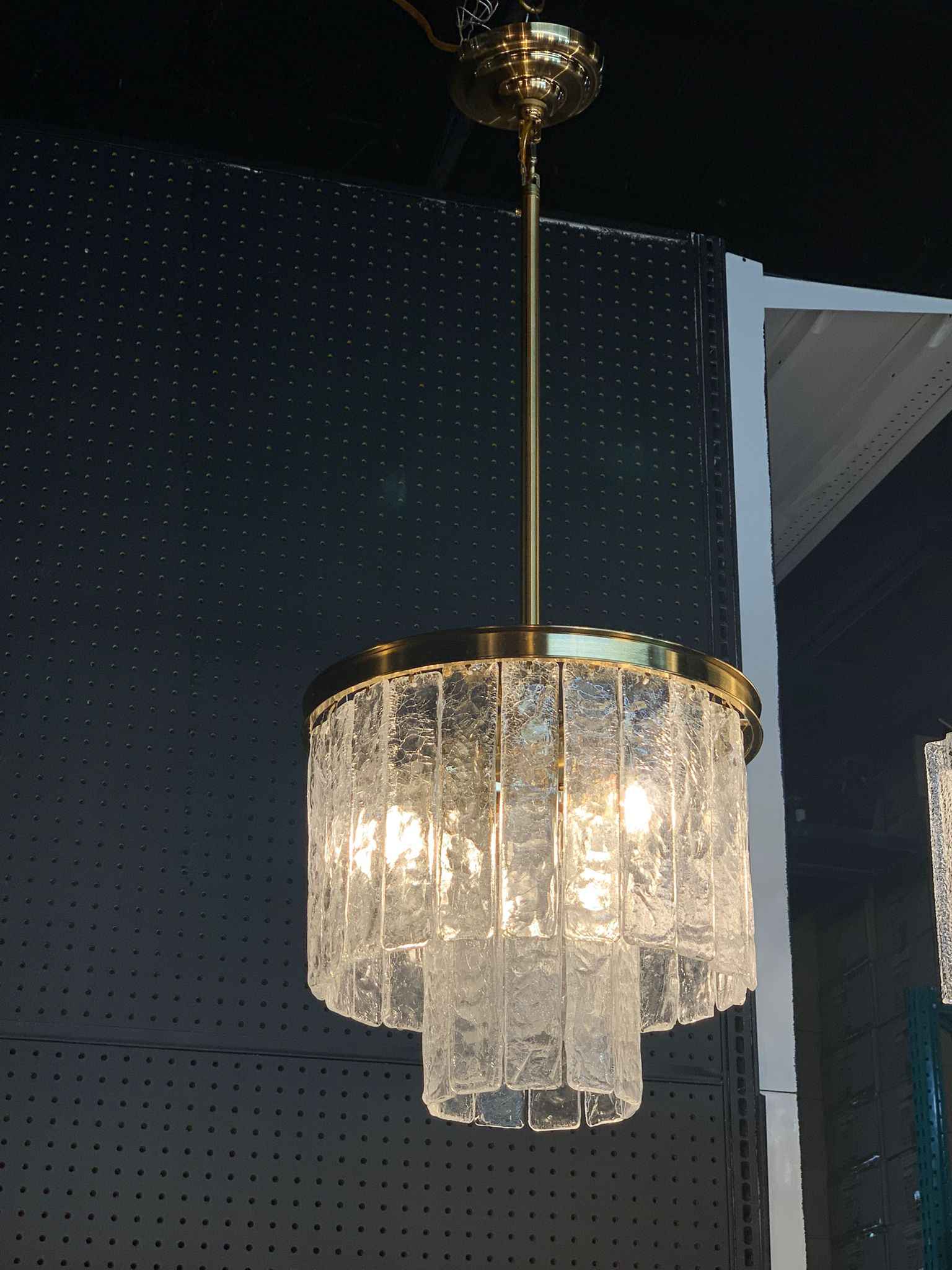 Seline Textured Glass Kitchen Island Pendant Light - GILDLAMPS