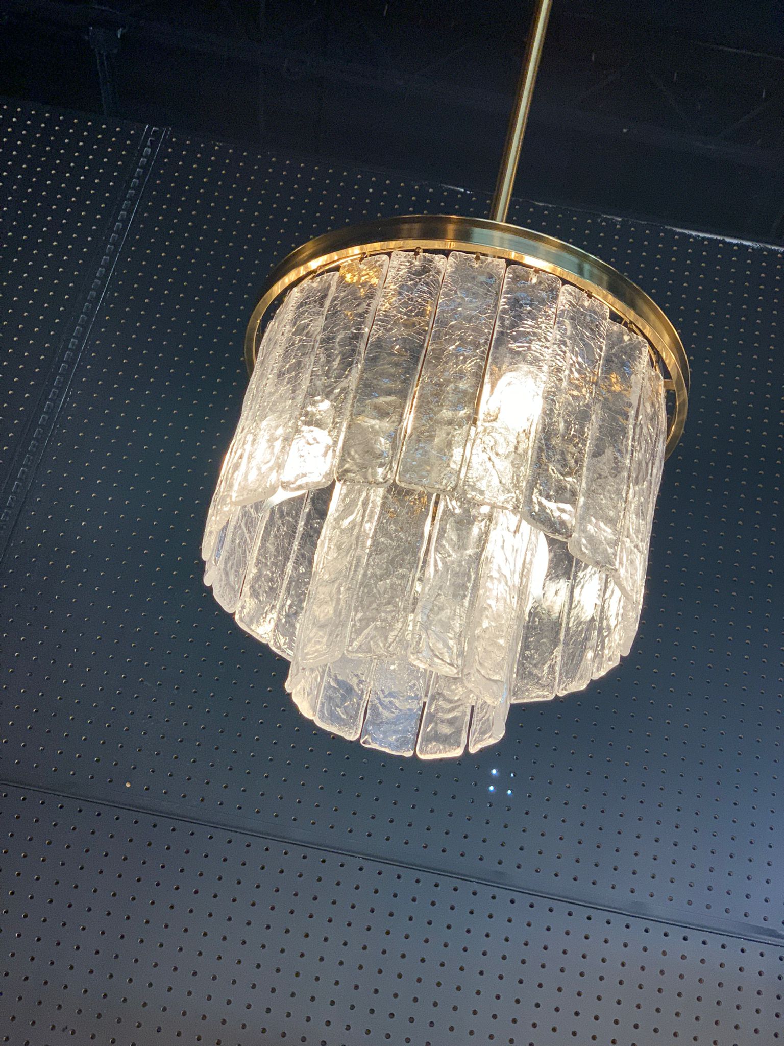 Seline Textured Glass Kitchen Island Pendant Light - GILDLAMPS