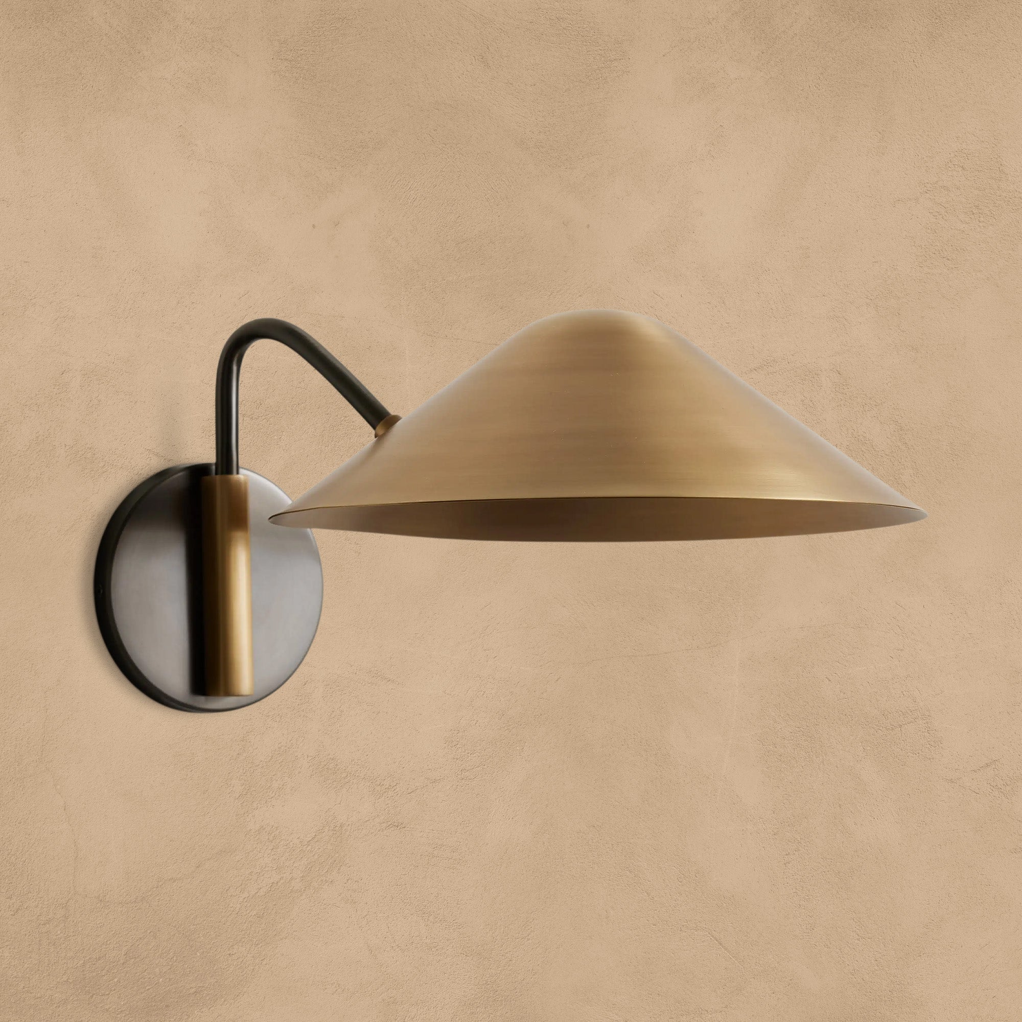 Simms Wall Sconce - GILDLAMPS