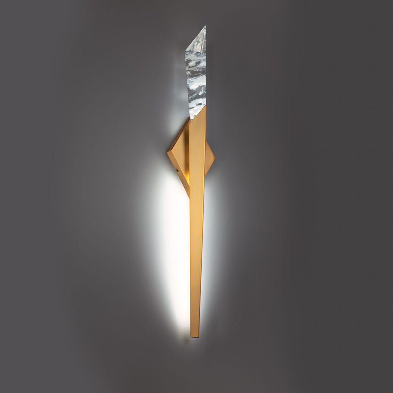 Solitude LED Wall Light - GILDLAMPS