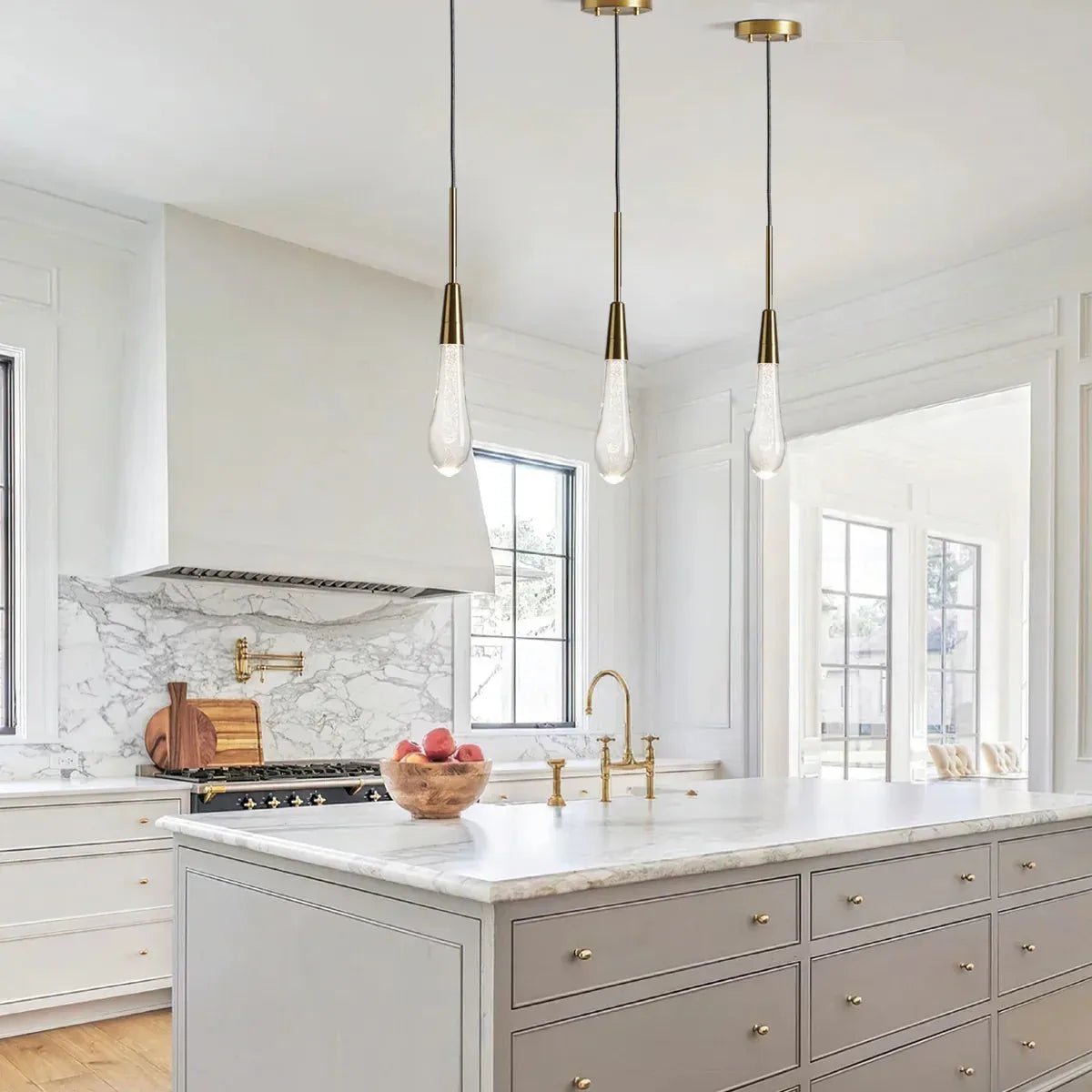 Soltaire Single Light / 3-light Pendant - GILDLAMPS