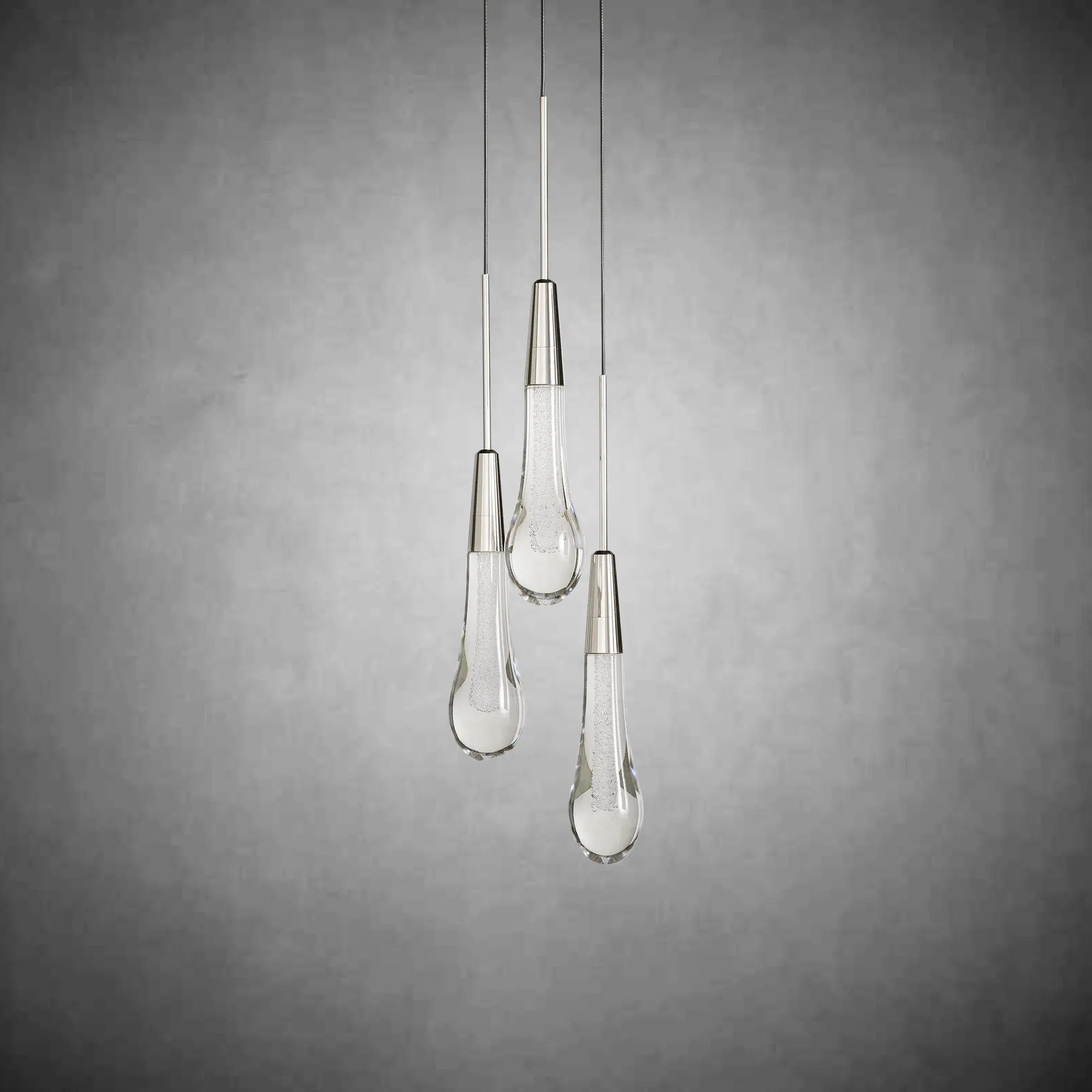 Soltaire Single Light / 3-light Pendant - GILDLAMPS