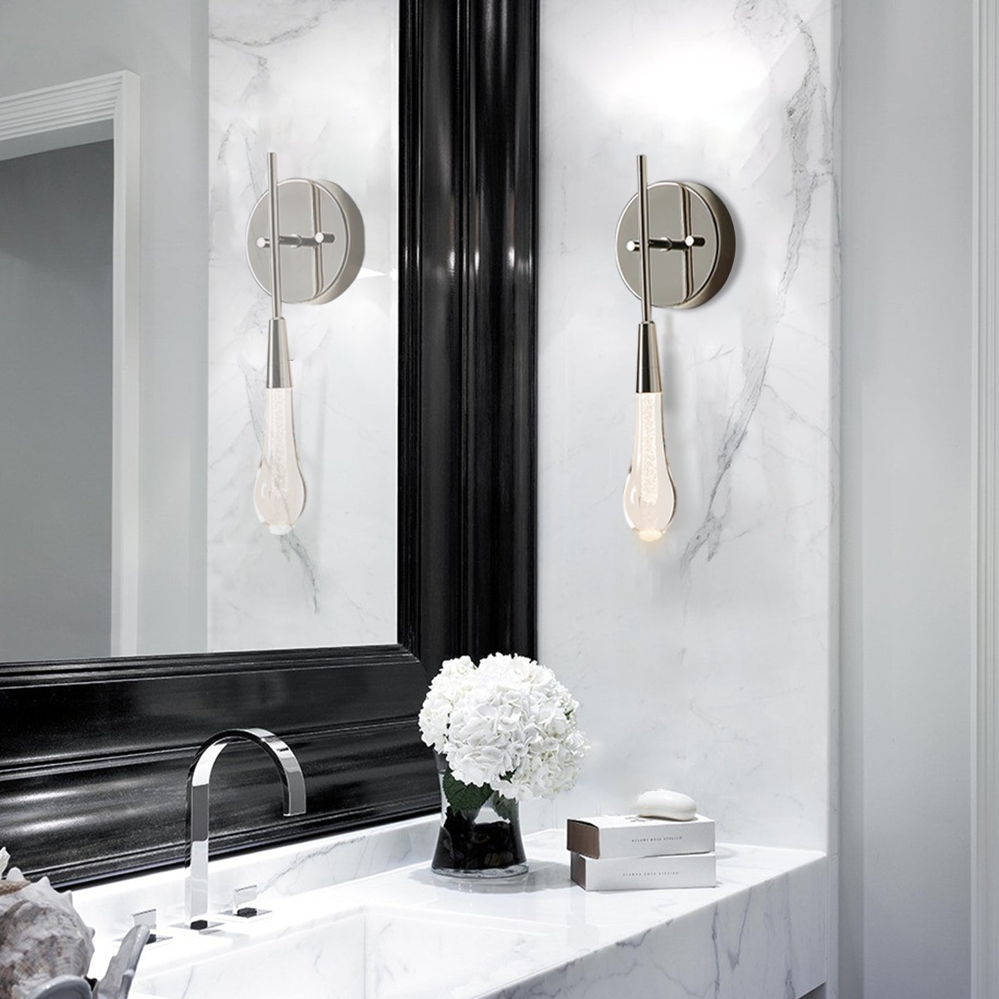 Soltaire Wall Sconce - GILDLAMPS