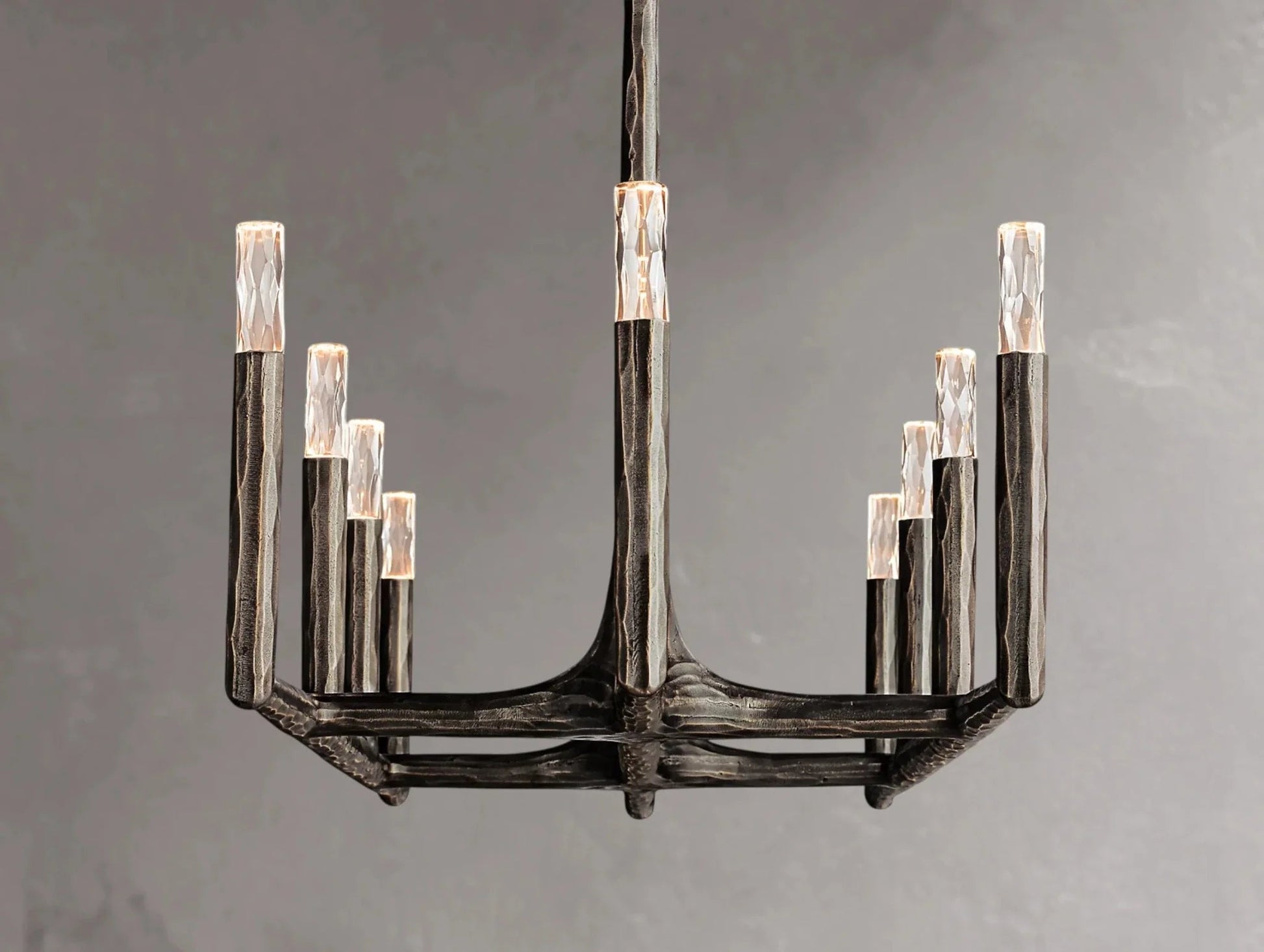 Thadria Linear Chandelier - GILDLAMPS