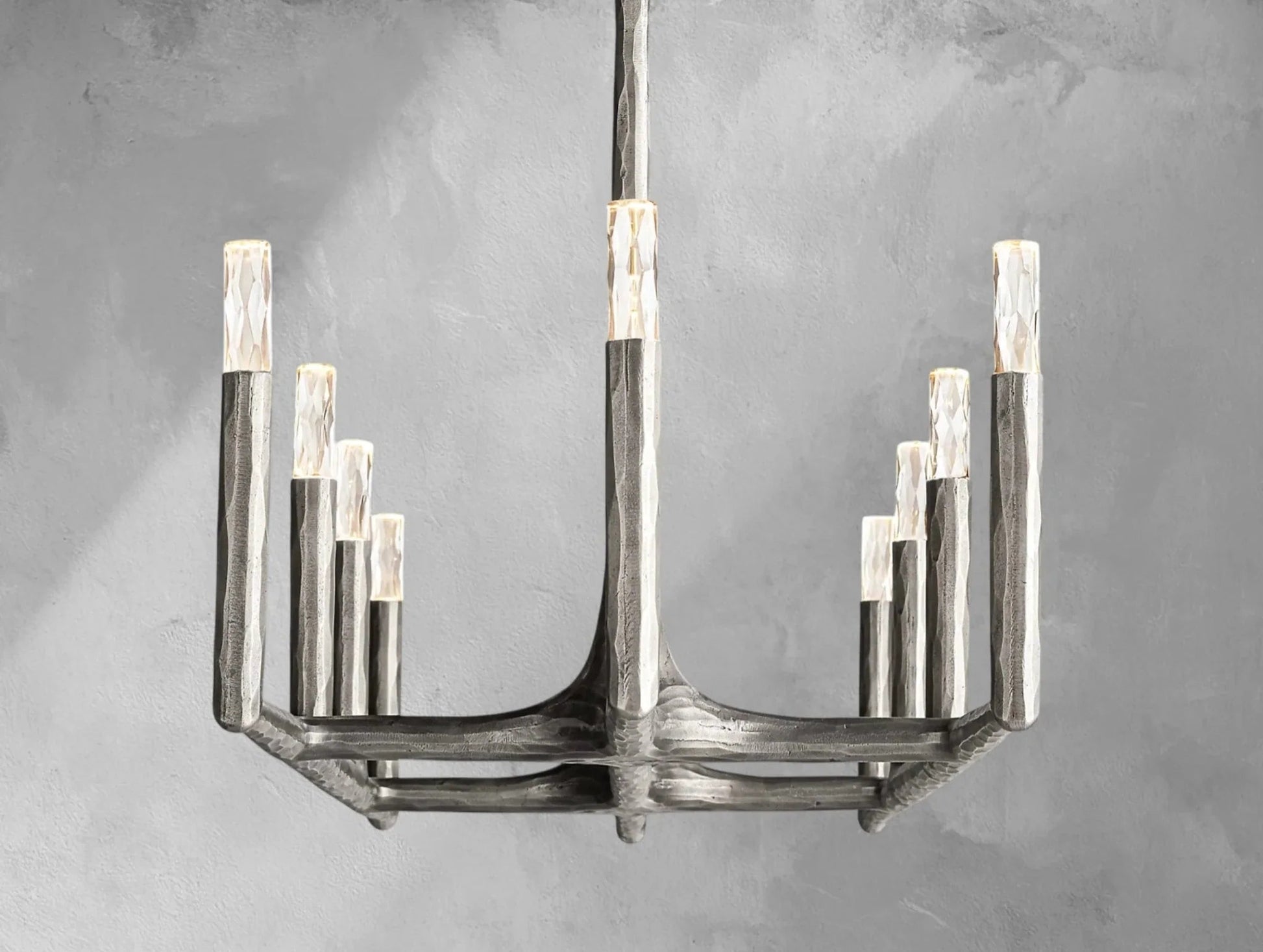 Thadria Linear Chandelier - GILDLAMPS
