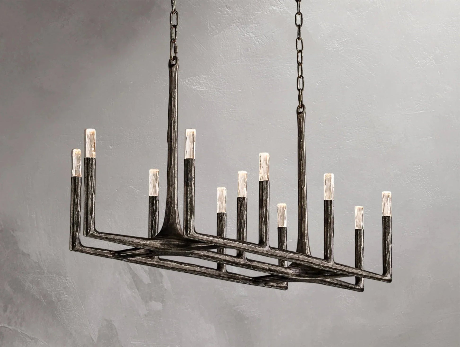 Thadria Linear Chandelier - GILDLAMPS