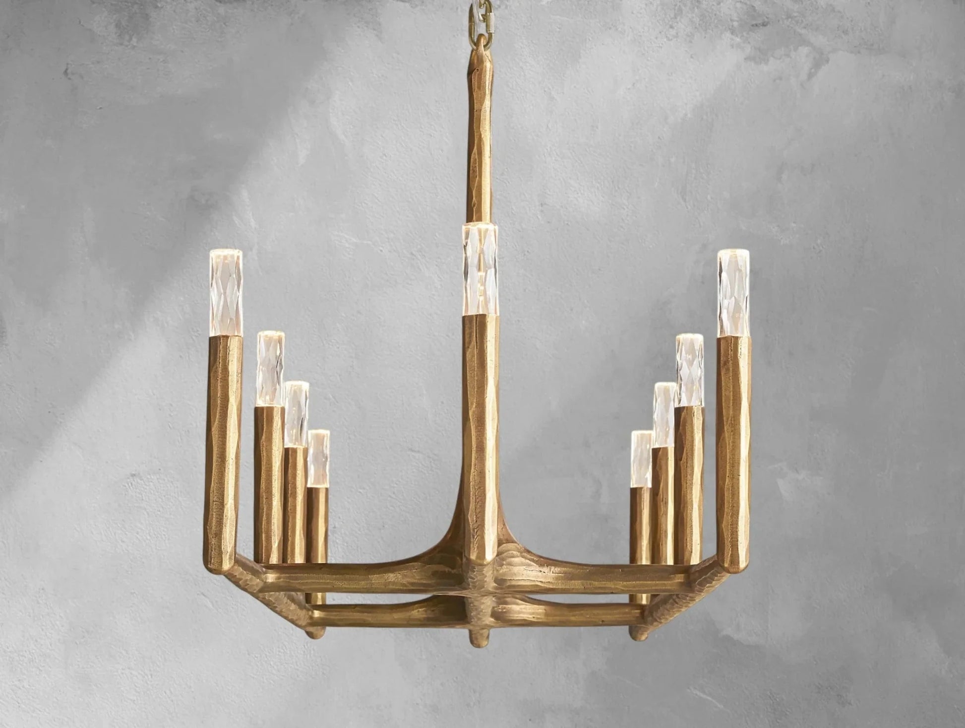 Thadria Linear Chandelier - GILDLAMPS