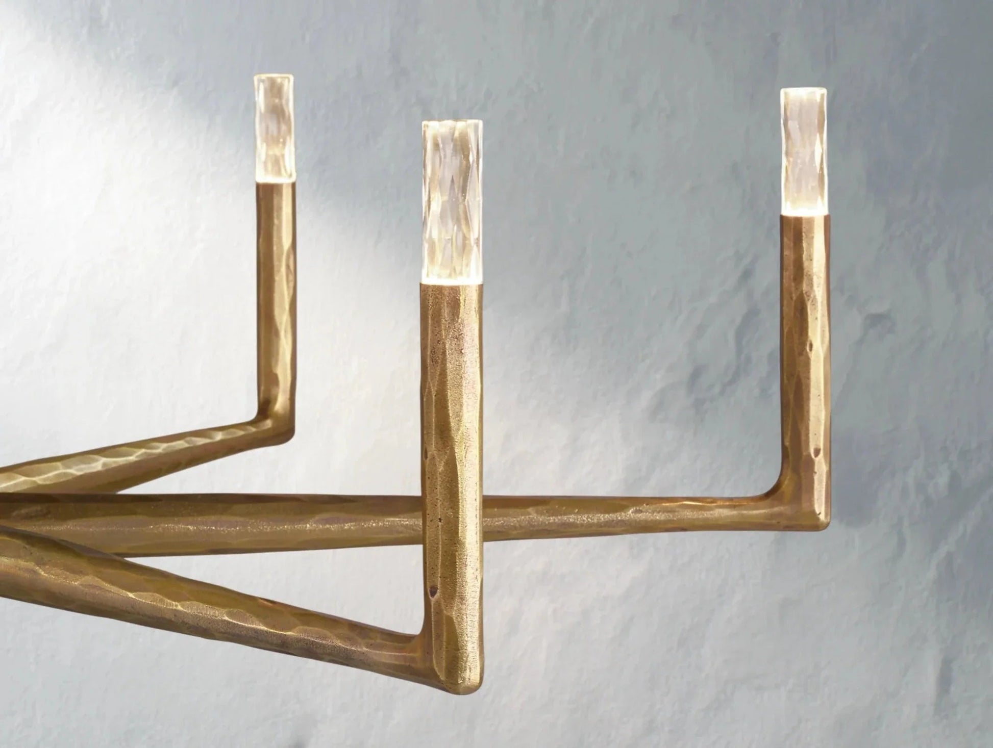 Thadria Round Chandelier - GILDLAMPS