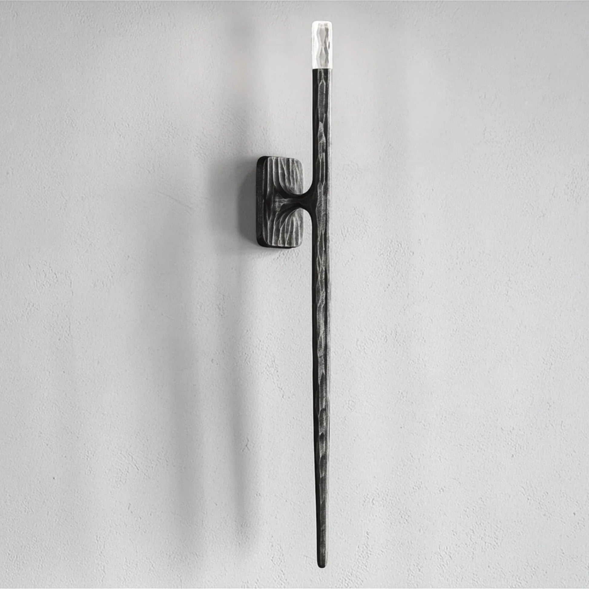 Thadria Sconce - GILDLAMPS