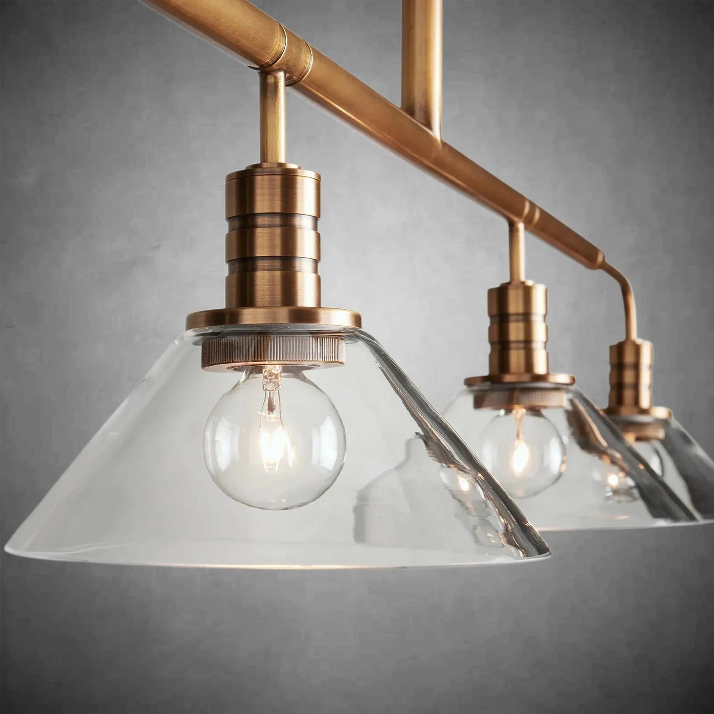 Theron Linear Chandelier - GILDLAMPS