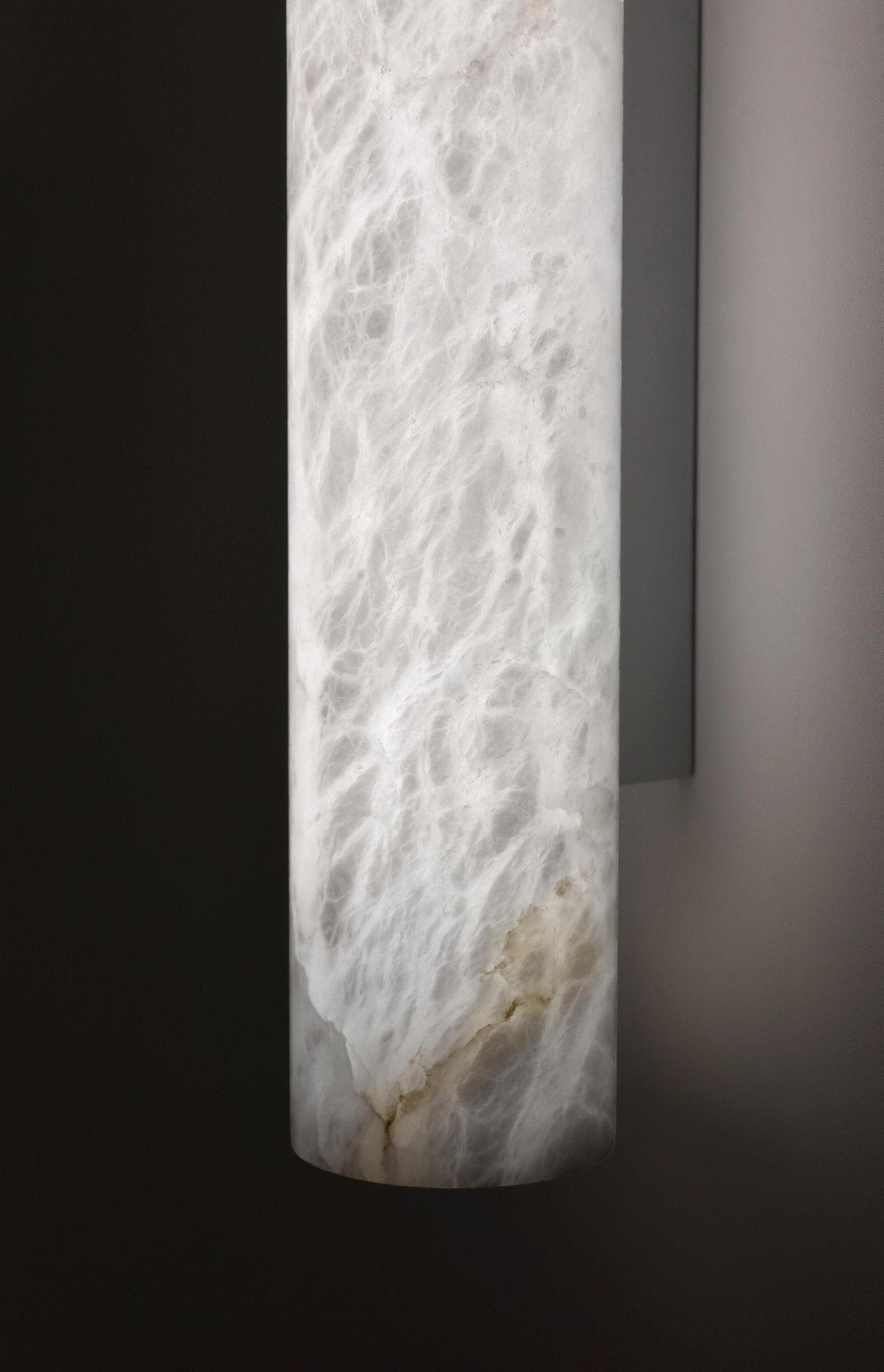 Venus Modern Linear Alabaster Wall Sconce 3"4.7" - GILDLAMPS