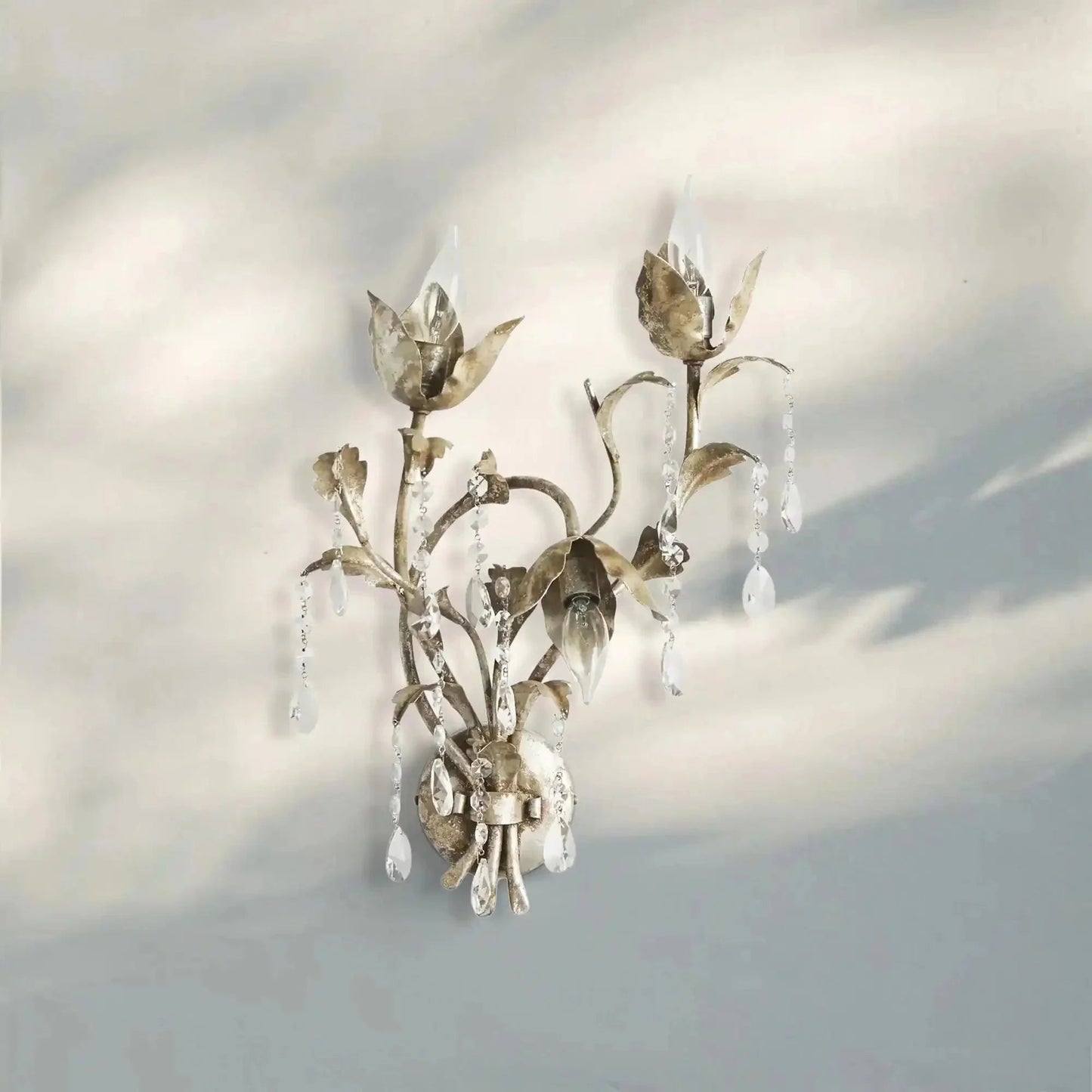 Viticcia 3 - Light Wall Sconce - GILDLAMPS