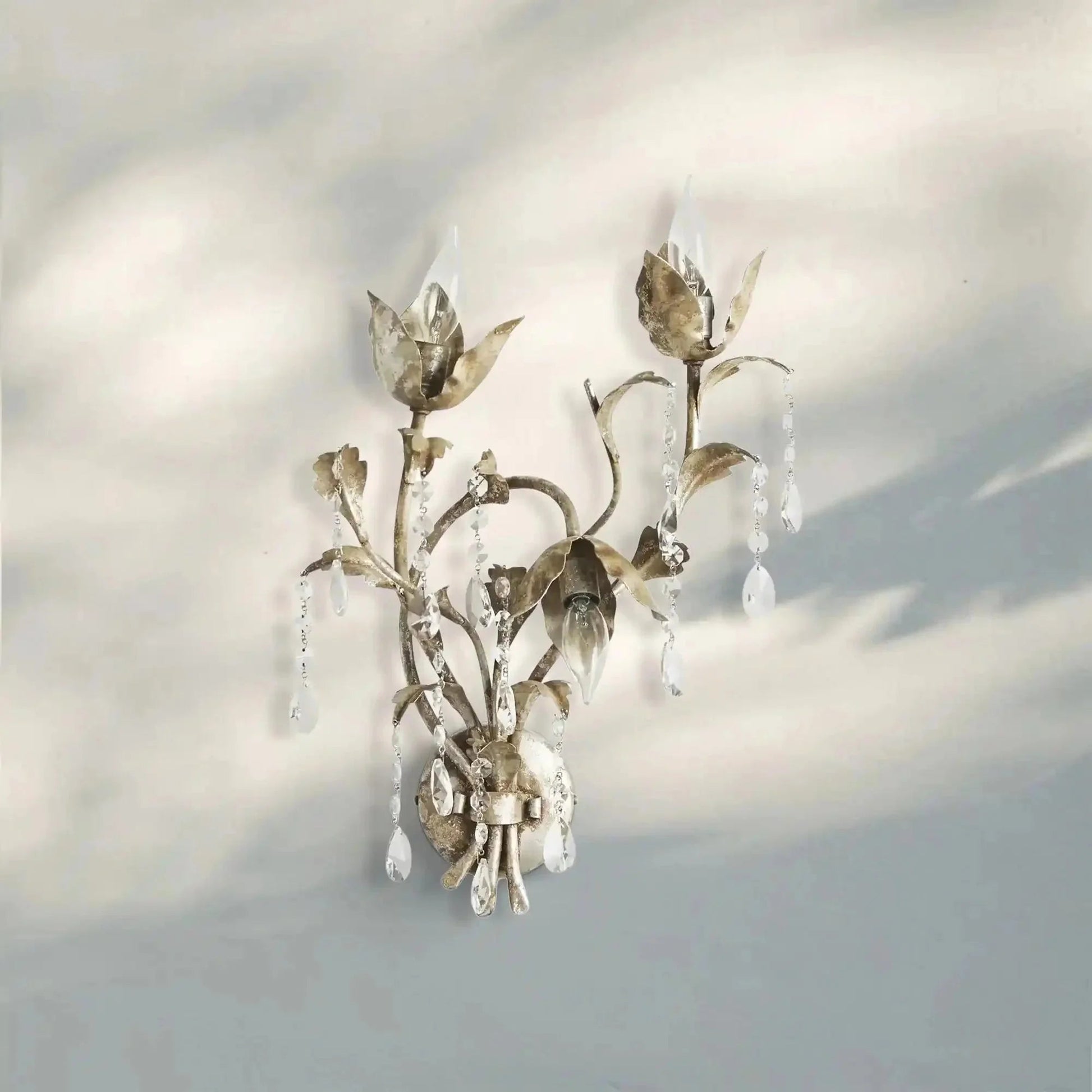Viticcia 3 - Light Wall Sconce - GILDLAMPS