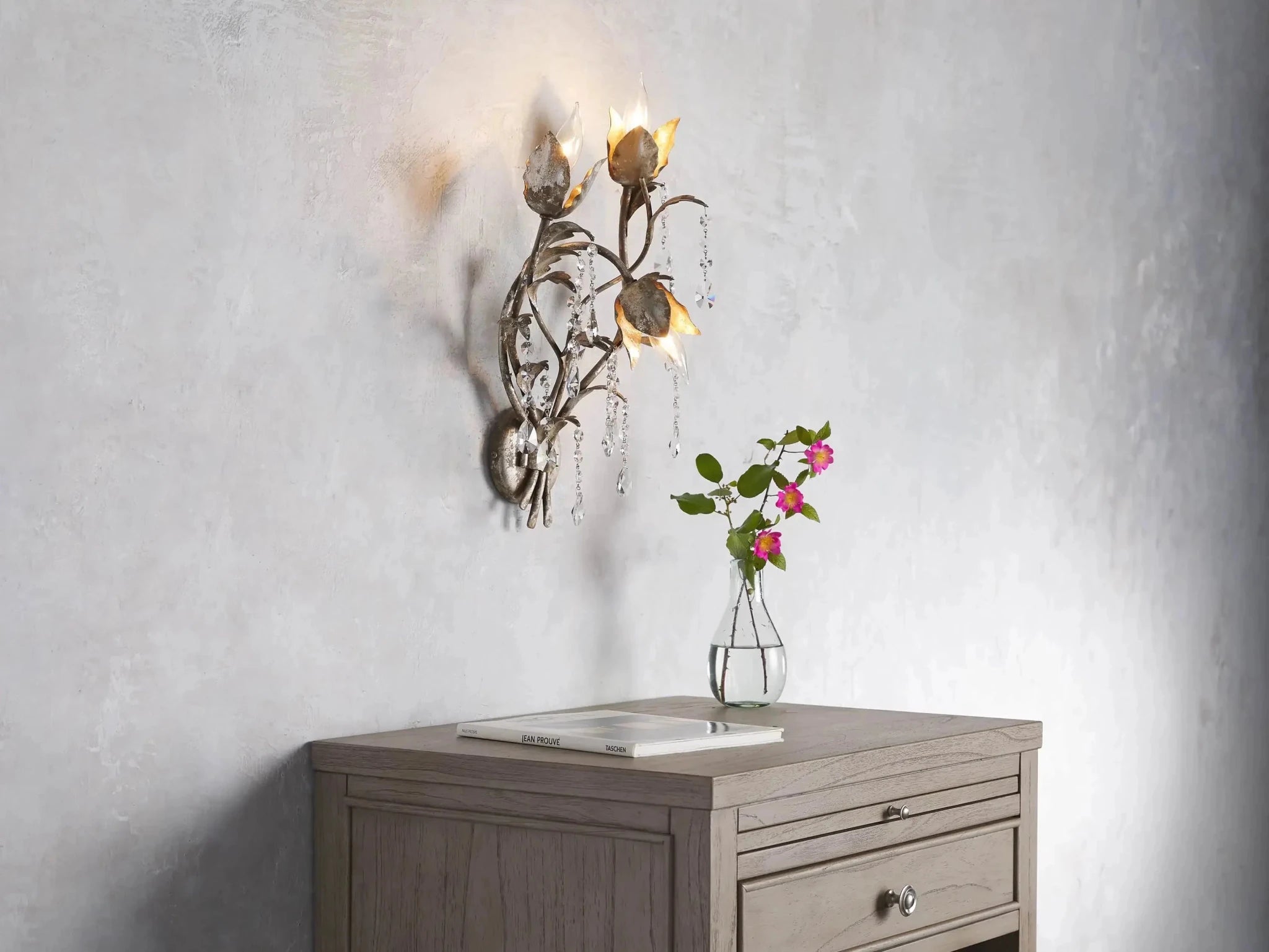 Viticcio 3-Light Wall Sconce - GILDLAMPS