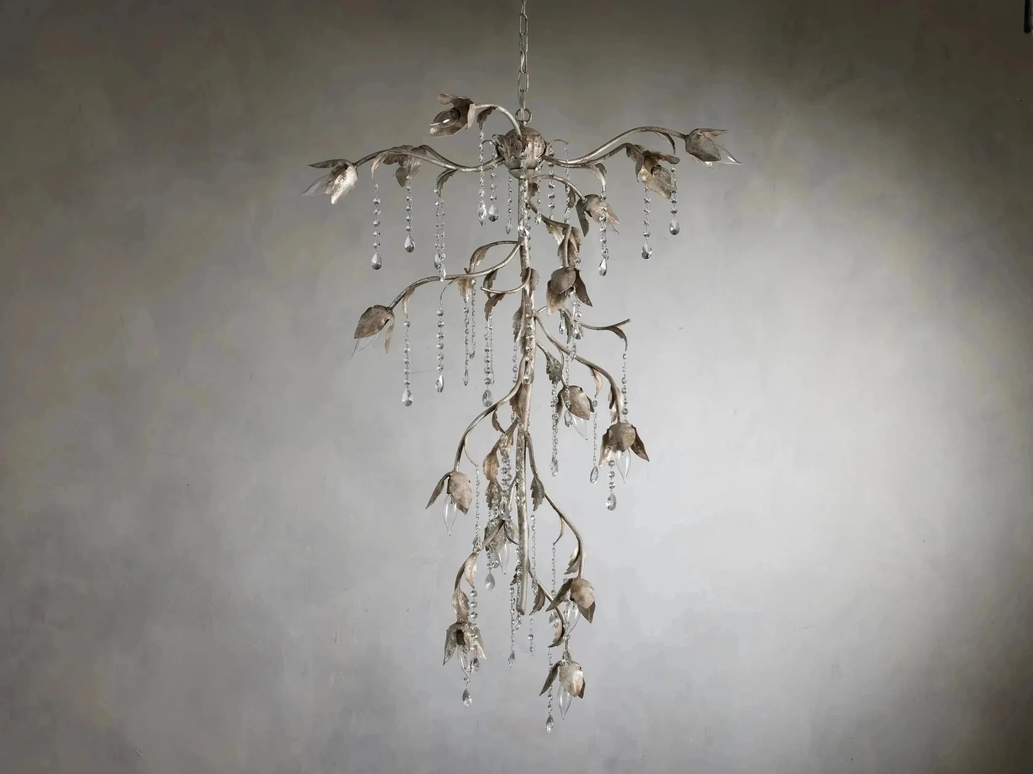 Viticcio Cascade Chandelier - GILDLAMPS