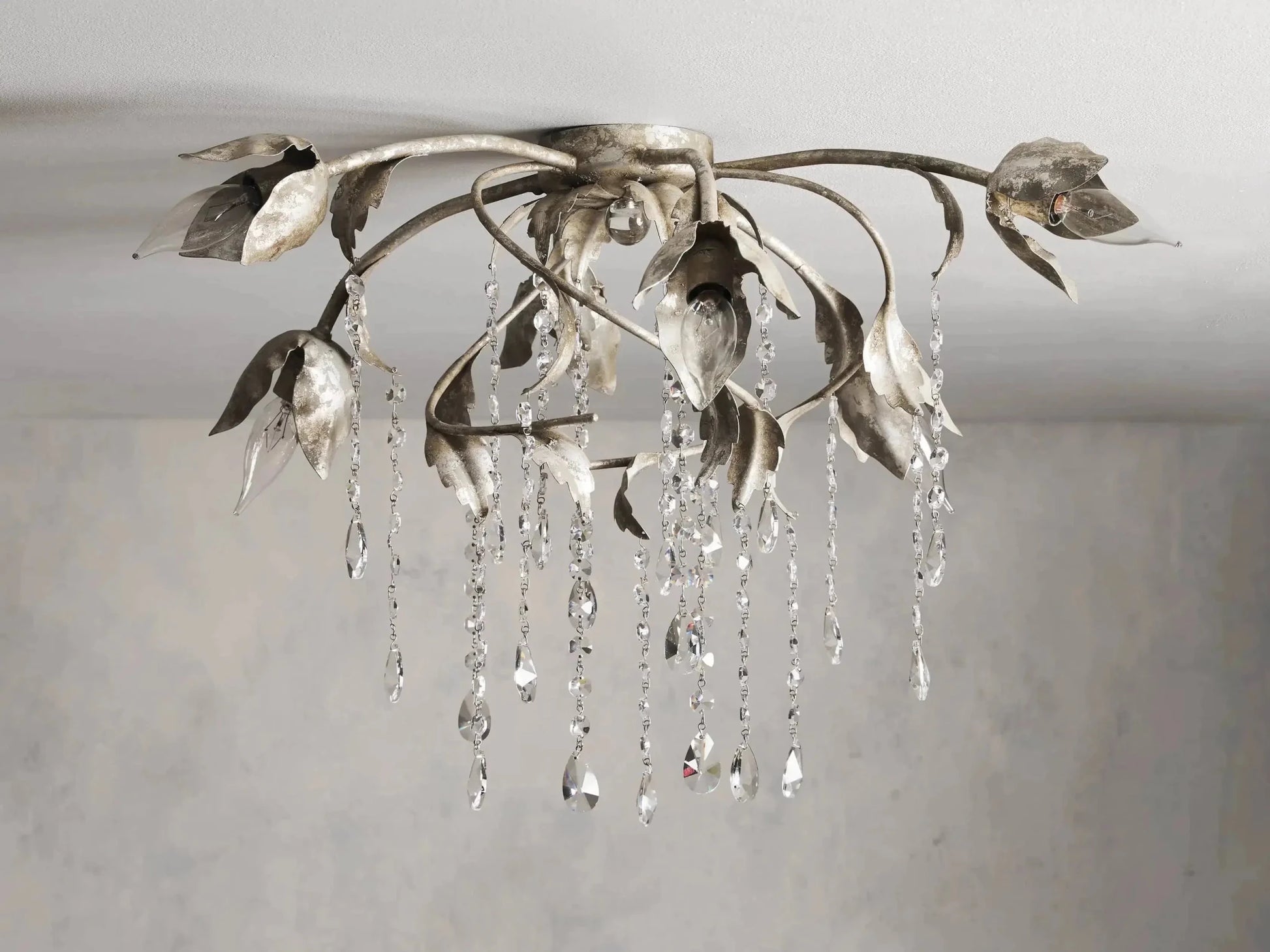 Viticcio Flushmount 24''32'' - GILDLAMPS