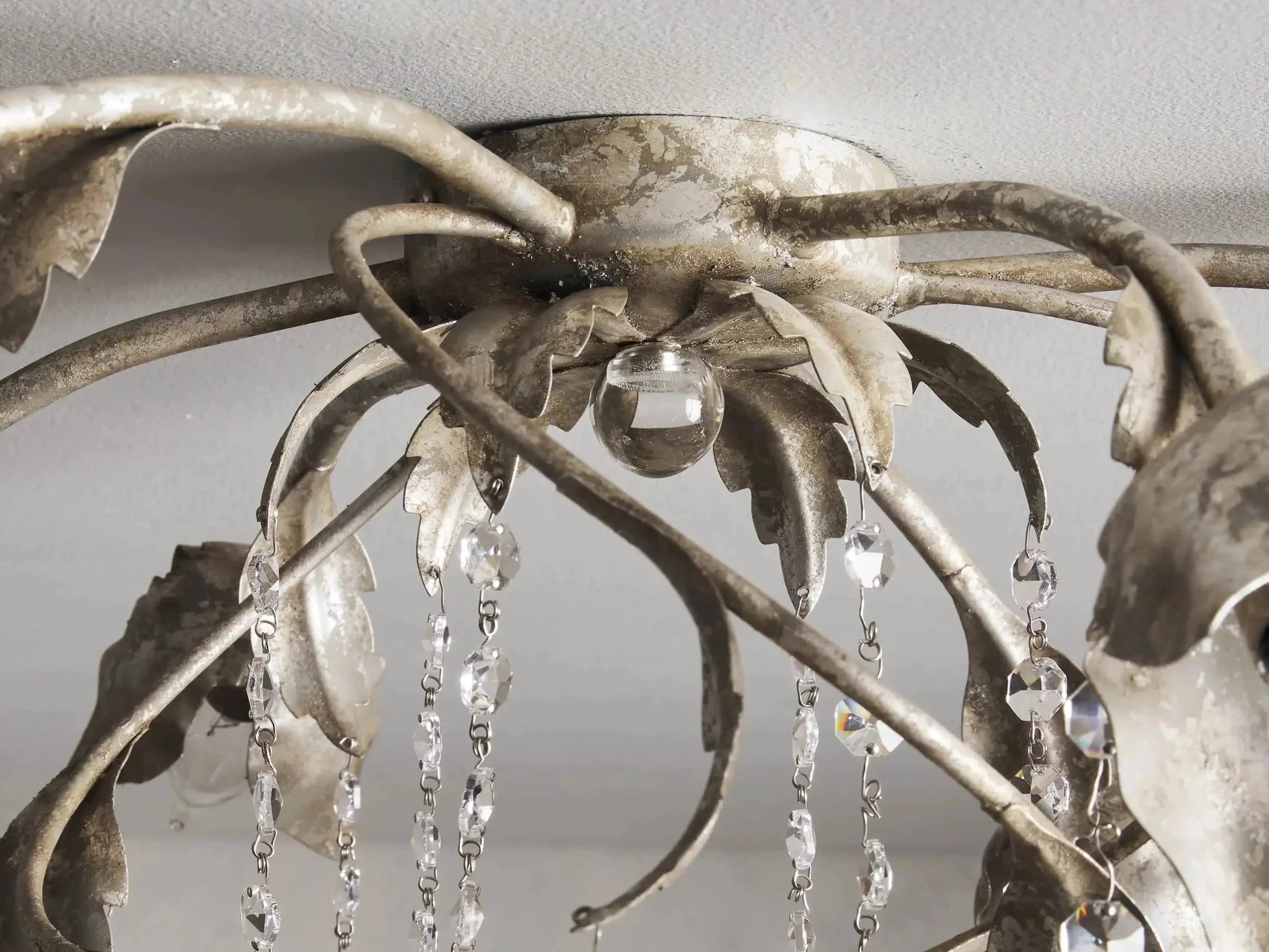 Viticcio Flushmount 24''32'' - GILDLAMPS
