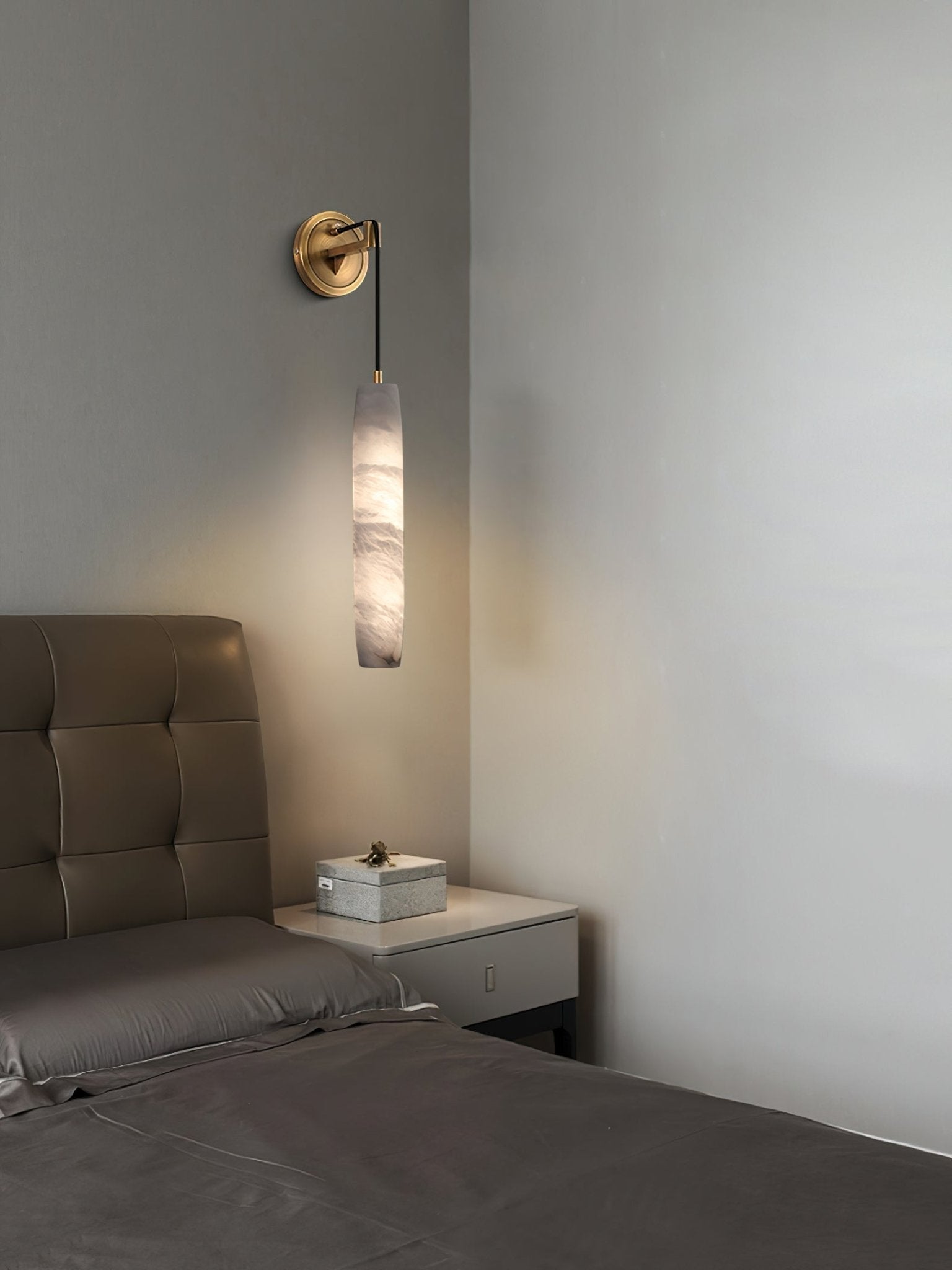 Wrenna Alabaster Flute Wall Lamp - GILDLAMPS